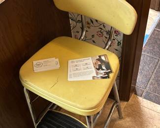 Vtg Chair 