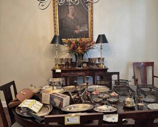Wonder dining table chairs and great server!!!
