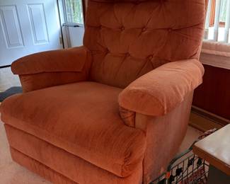 ROCKER RECLINER