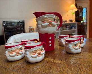 VINTAGE MCM HOLT HOWARD WINKING SANTA PITCHER & 6 MUGS
