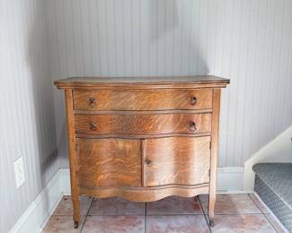 Antique Victorian Quartersawn Tiger Oak Serpentine Washstand