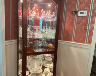 Corner china cabinet with light and 5 glass shelves