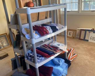 napkins, tablecloths, runners and blankets