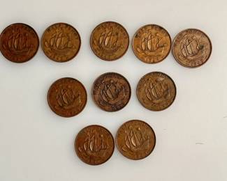 Lot of 10 - Great Britain Half Pennies - 1941 / 42 / 43 / 44 / 45 / 46 / 48 / 49 / 51 / 52