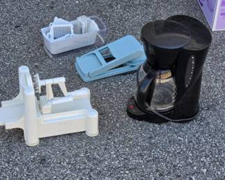 Small Kitchen Appliance Lot - Black & Decker Coffee Maker, Vegetable Chopper, Spiralizer