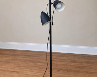 Modern 3-Head Matte Black Tree Floor Lamp