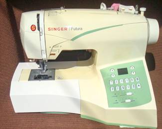 Singer Futura CE-250 Computerized Sewing Machine - It Sews!