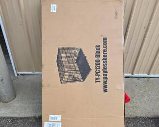 New in Box 4' x 2.5' Dog Kennel