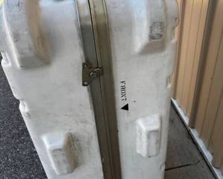 Heavy Duty White Plastic Shipping Crate with Handles & Latches