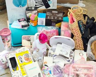 Lady's Lot - Assorted Beauty & Wellness Bundle, Purses, Yoga Mat, Hair & Nail Care & More