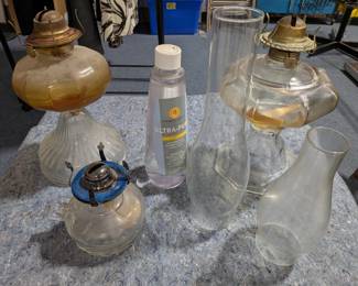 Oil Lamp Lot: 2 Large & 1 Small With 1 Large Glass Shade & 2 Smaller Glass Shades & Oil - Estate Sales Warehouse (GR)