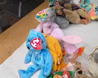 Large Collection of Vintage Ty Beanie Babies Lot 2 of 2