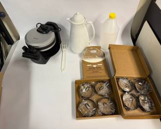 Electric Belgian Waffle Maker w/ Other Misc. Kitchenwares
