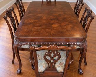 Chippendale-Style Mahogany Dining Table with 6 Hekman Furniture Dining Chairs