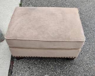 Beige Ottoman with Wooden Feet