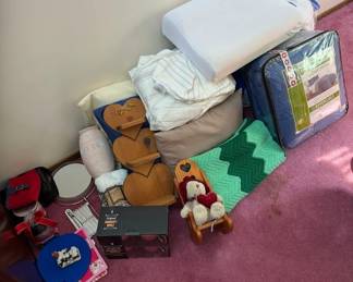 Assorted Household Decor, Bedding, Pillows, Blankets & Collectibles - Large Group Lot - Lake Odessa Off-Site