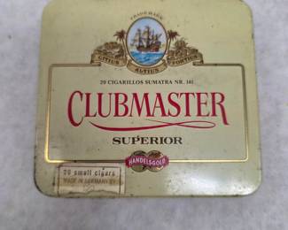 Vintage Clubmaster Superior No. 141 Cigarillo Tin with Cigarillos