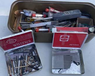 Mitutoyo Digital Indicator, Federal Dial Indicators, and Machinist Hardware Lot - Grand Rapids Off-Site