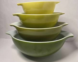 Complete Set of Vintage 1959-1962 "Verde" Cinderella Pyrex Nesting Mixing Bowls - Never Used