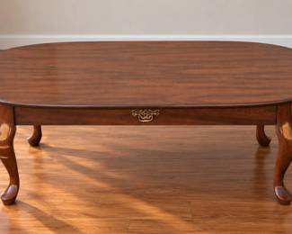 Vintage Queen Anne-Style Oval Coffee Table