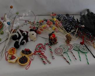 Christmas - Christmas Tree/Wreath Decorative Picks, Ornaments, Bows