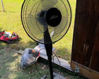 Hunter Model 90390 3-in-1 Adjustable Pedestal Floor Fan – Howard City Off-Site