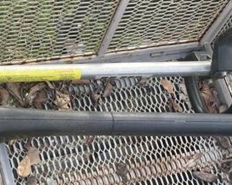 Stihl FS 55R Gas String Trimmer and Black and Decker ST4000 Electric Trimmer Lot - Grand Rapids Off-Site