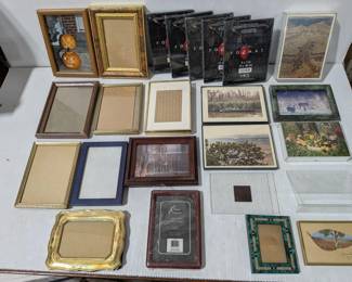 2 1/3" x 3 1/2" to 5" x 7" Frames Lot - Estate Sales Warehouse (GR)