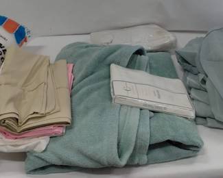 Twin Sheets, Blanket, Pillowcases, Sheer Valances, Curtains