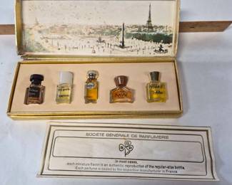 Vintage French Mini Perfume Set With 5 Bottles In Original Box