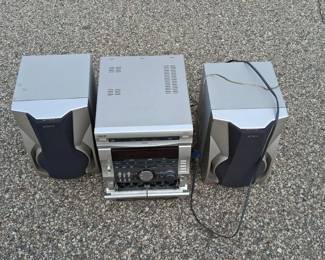 Vintage Sony RX66 3 CD Disk Changer Stereo System