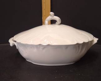 Antique French CFH/GDM Haviland Limoges White Porcelain Covered Vegetable Dish/Tureen, Late 19th C – Potterville