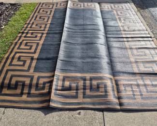 Reversible Outdoor Patio Mat With Greek Key Border Design Black & Tan, Approx. 9'x12'
