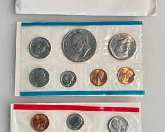 1974 - US Mint - Uncirculated Coin Set - P / D Mints