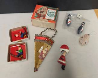 Small Mid Century Christmas Lot