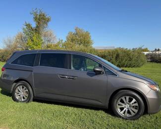 2014 Honda Odyssey EX-L Minivan - 164k Miles - Excellent Condition