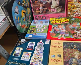 Small Collection of Vintage and New Puzzles