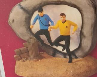 2004 Hallmark Keepsake Ornament "The City on the Edge of Forever" Star Trek - New In Box