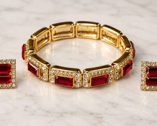 Vintage Ruby Red Rhinestone Gold Tone Stretch Bracelet & Matching Pierced Earrings Jewelry Set