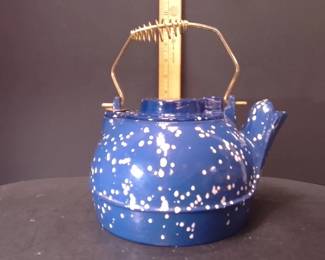 Plow & Hearth Blue Spatterware Enamel Cast Iron Woodstove Steamer Kettle with Swivel Lid