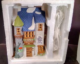Retired 1988-1990 Dept 56 Dickens Village The Wool Shop #59242 Boxed w/ Light