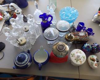 Westmoreland miniature blue bowl & cups, crystal bottles, sterling and crystal hair keeper, Wedgwood