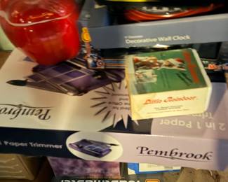 New air fryer, boxed Ingraham clocks & vintage household items