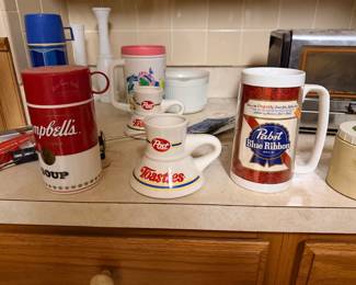 Collectible mugs & vintage drinkware