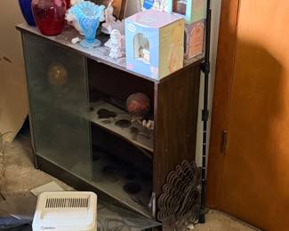 Colored art glass, display cabinet & boxed Precious Moments