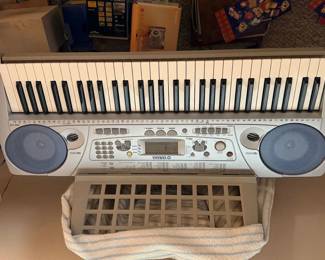 Yamaha PSR-275 keyboard plus boxed Canon & Sony digital cameras