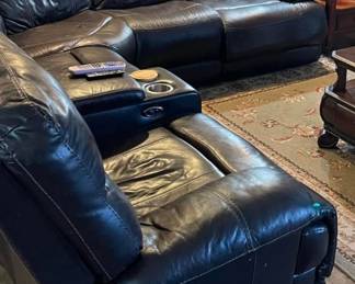 Nice dark brown almost black sectional with 3 recliners!