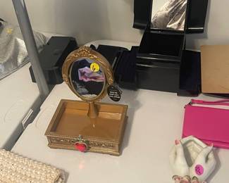 Jewelry boxes