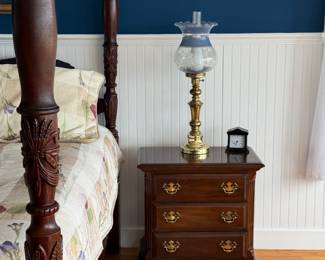 Pair of Mahogany nightstands (2 of 2)