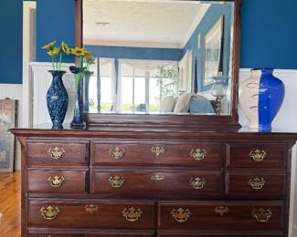 Long dresser w/mirror